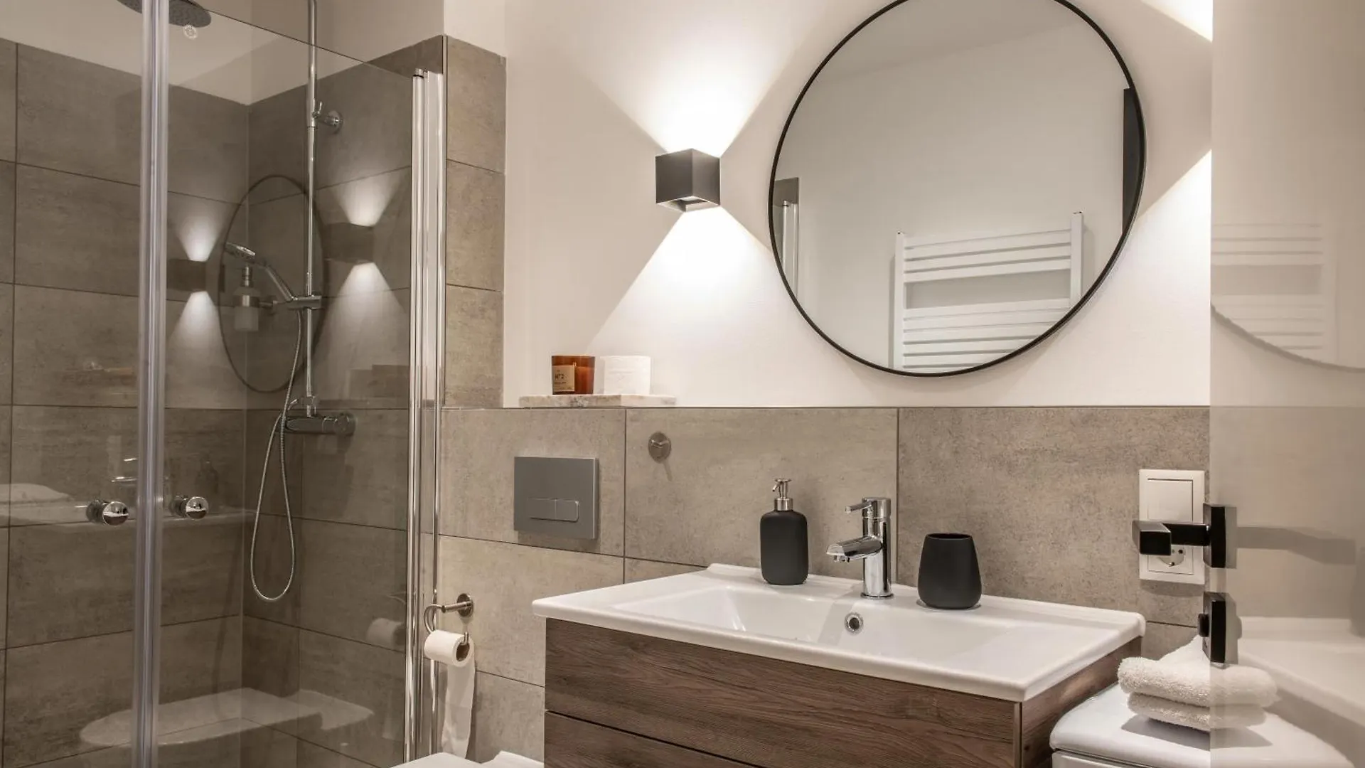 ברלין Oran Apartment 4